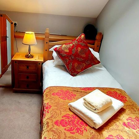 Dolgun Uchaf Historic B&B And Cottages In Snowdonia Dolgellau Esterno foto