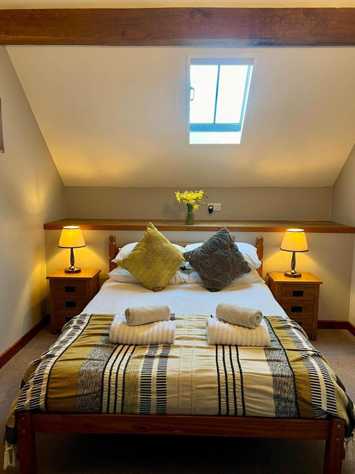 Dolgun Uchaf Historic B&B And Cottages In Snowdonia Dolgellau Esterno foto