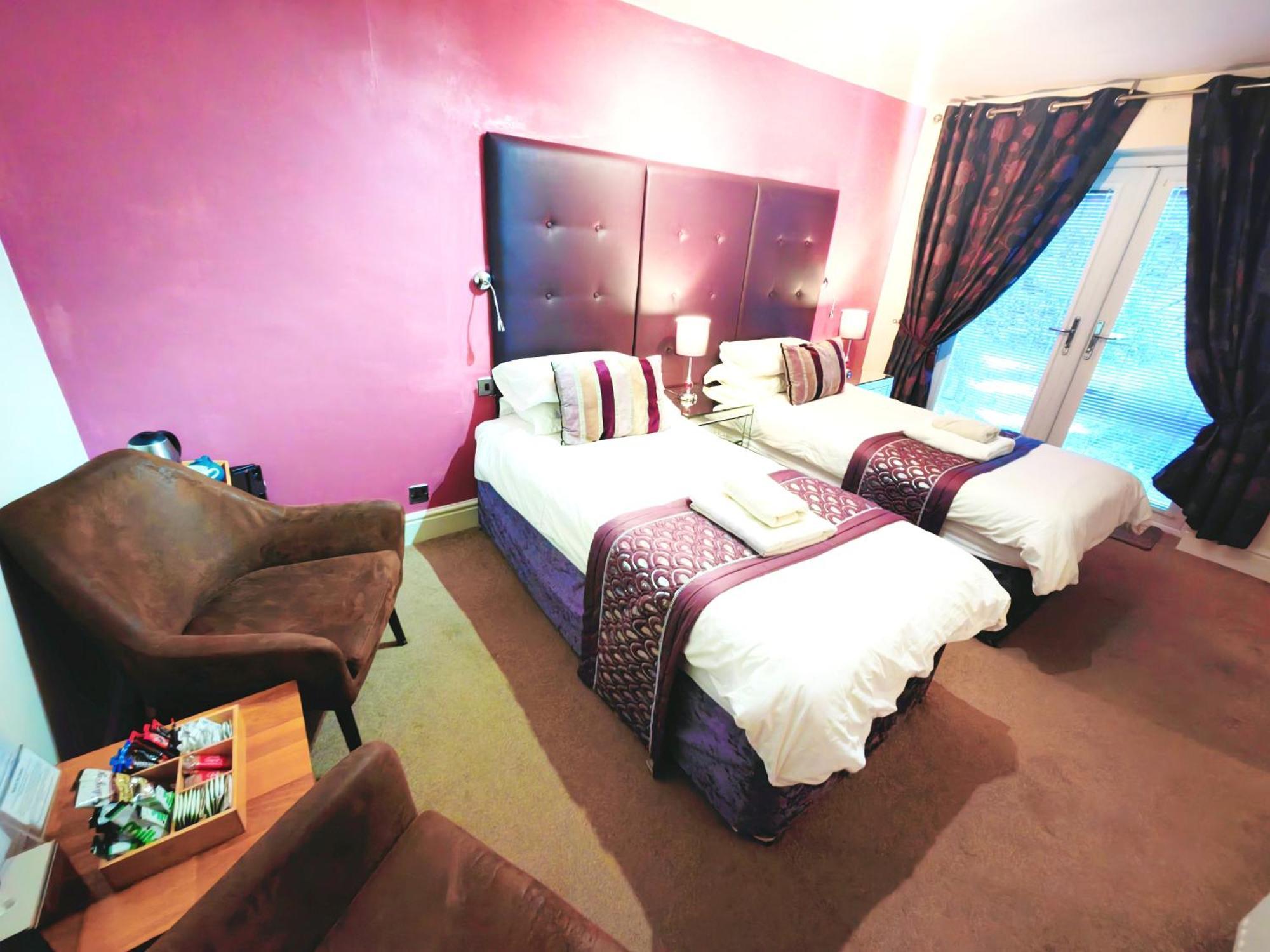 Dolgun Uchaf Historic B&B And Cottages In Snowdonia Dolgellau Esterno foto