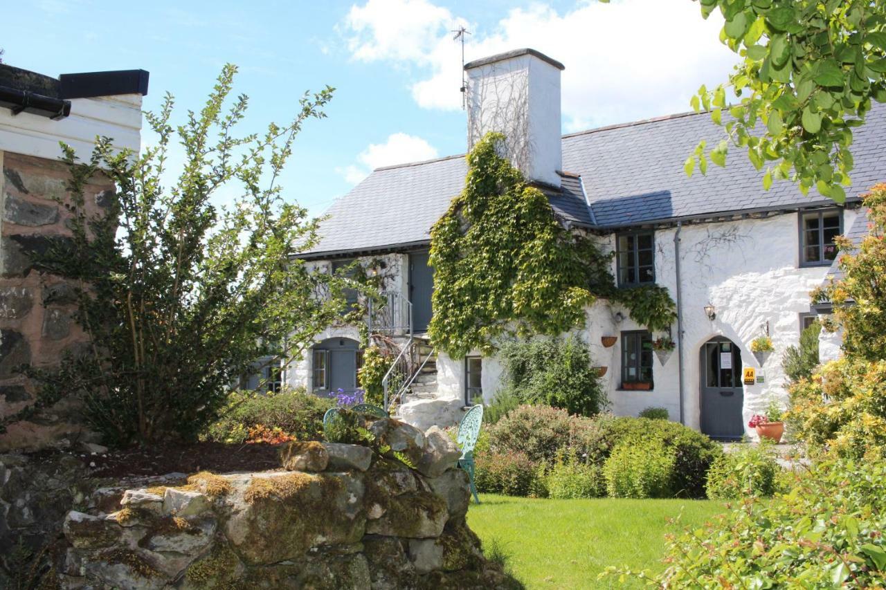 Dolgun Uchaf Historic B&B And Cottages In Snowdonia Dolgellau Esterno foto